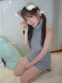 Nisa NO.011 Pet girl Private home backless sweater(4)